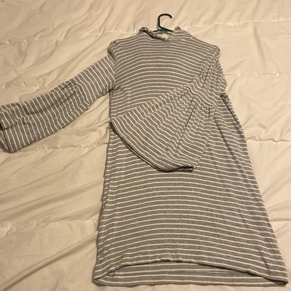 Mid thigh, striped, hooded, lounge dress